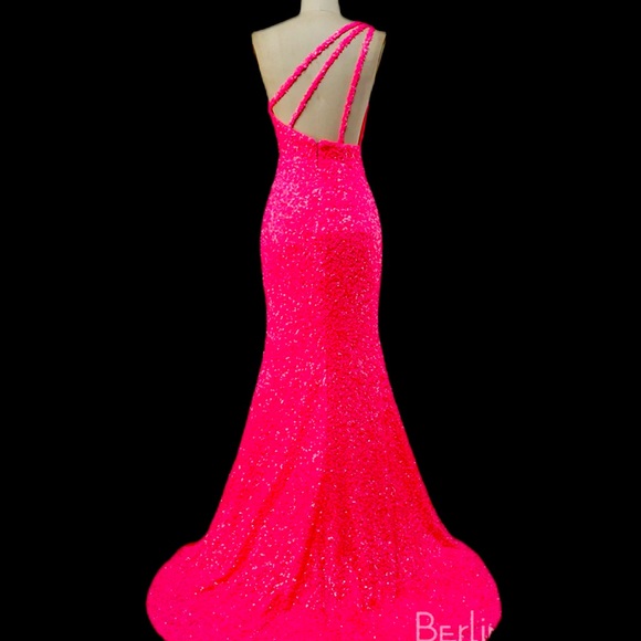 BERLINNOVA mermaid one shoulder sequins long hot pink prom dress - 10